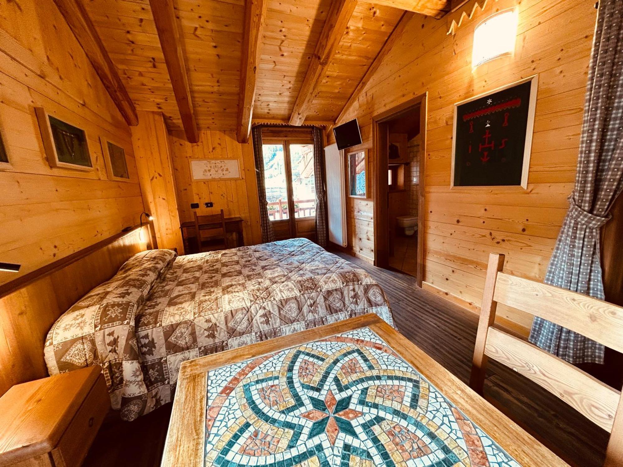 Hibou Chambres - Cogne Exterior photo